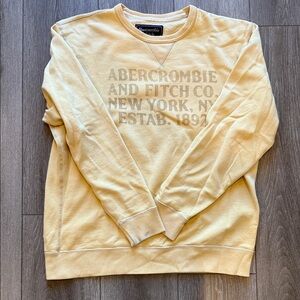 Abercrombie & Fitch Men's muted light yellow Crewneck Sweatshirt